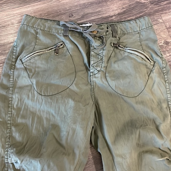 Free People - Picture 2 of 6